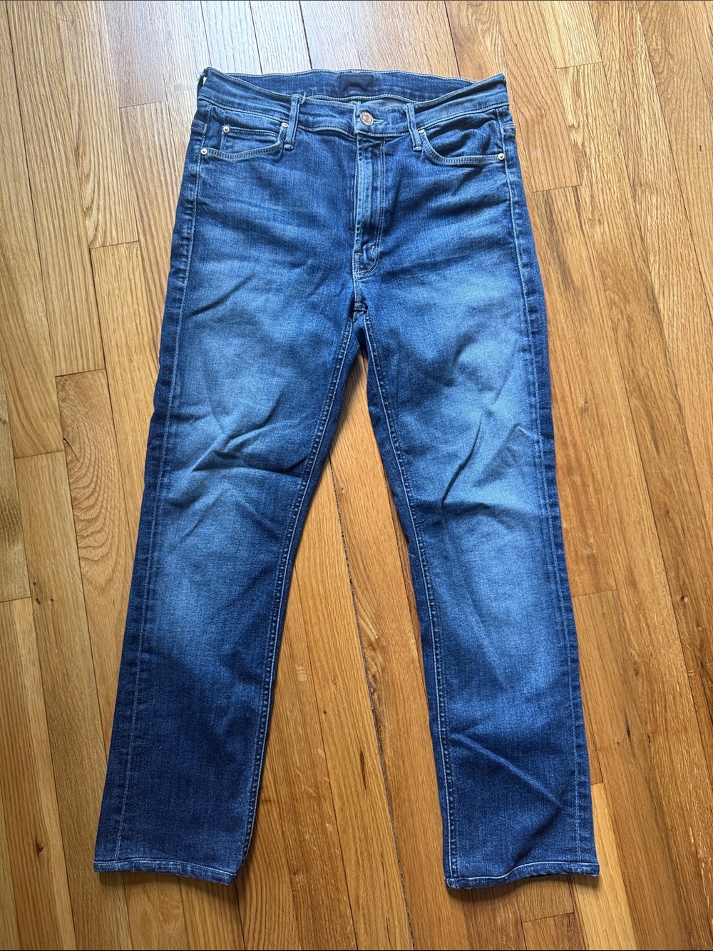 MOTHER Women’s Dark Blue Cropped Ankle Jeans
